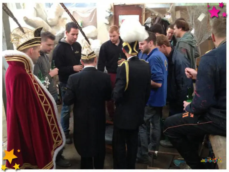 Prijsuitreiking optocht Schaijk nu al historisch dankzij Maf Mar Moi!Prijsuitreiking optocht Schaijk nu al historisch dankzij Maf Mar Moi!Prijsuitreiking optocht Schaijk nu al historisch dankzij Maf Mar Moi!Prijsuitreiking optocht Schaijk nu al historisch dankzij Maf Mar Moi!