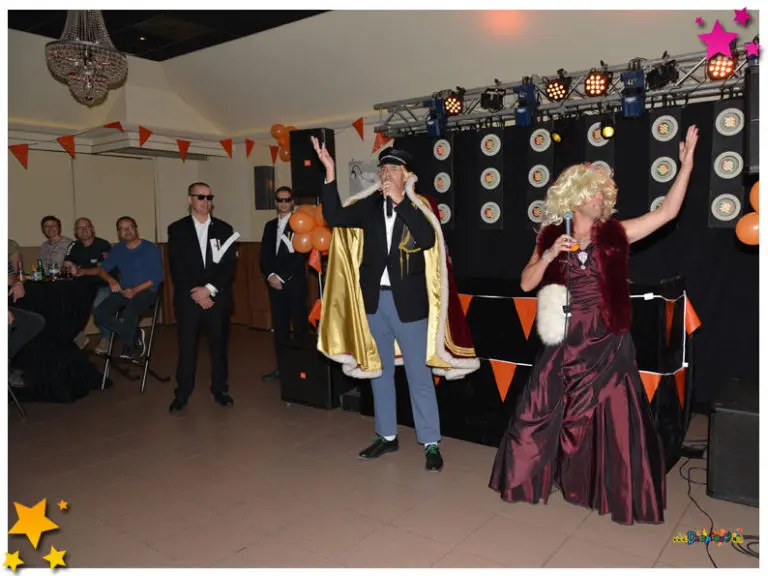 Koning Willem Alexander en Maxima bezoeken vrijwilligers Moesland