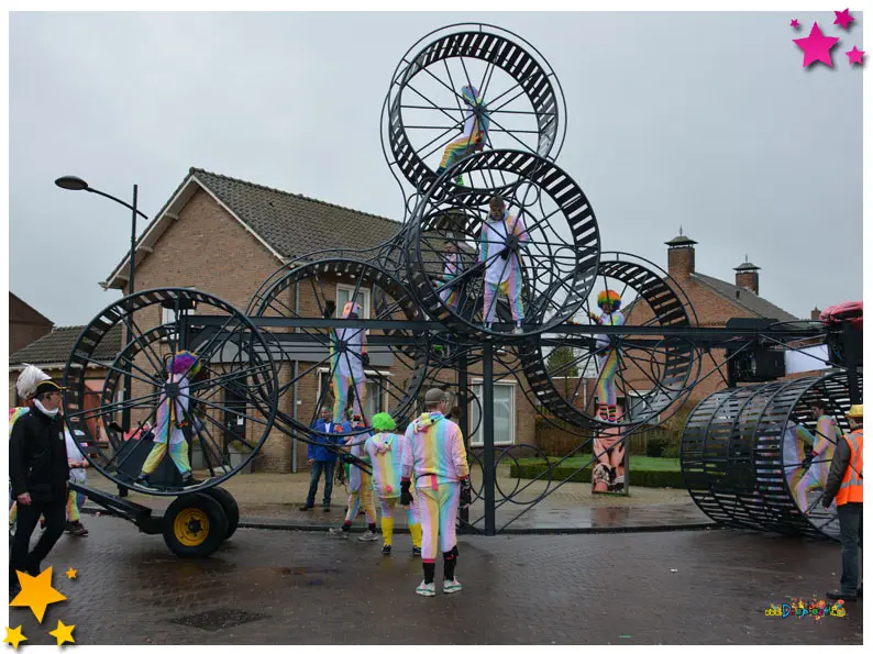 Smoesproat: Ut zwarte gat